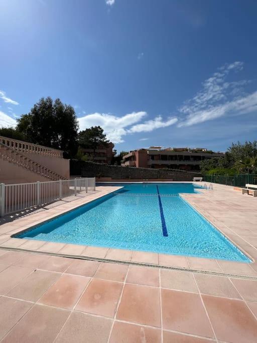 Image 4 of Appartement avec jardin au coeur de Saint-Tropez.