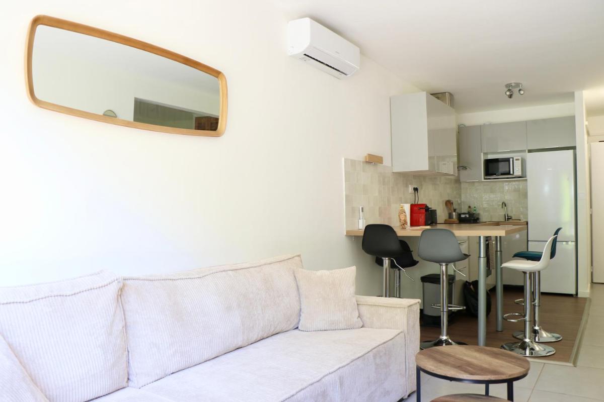 Image 5 of Apt sur 2 niveaux avec terrasse à Saint-Tropez