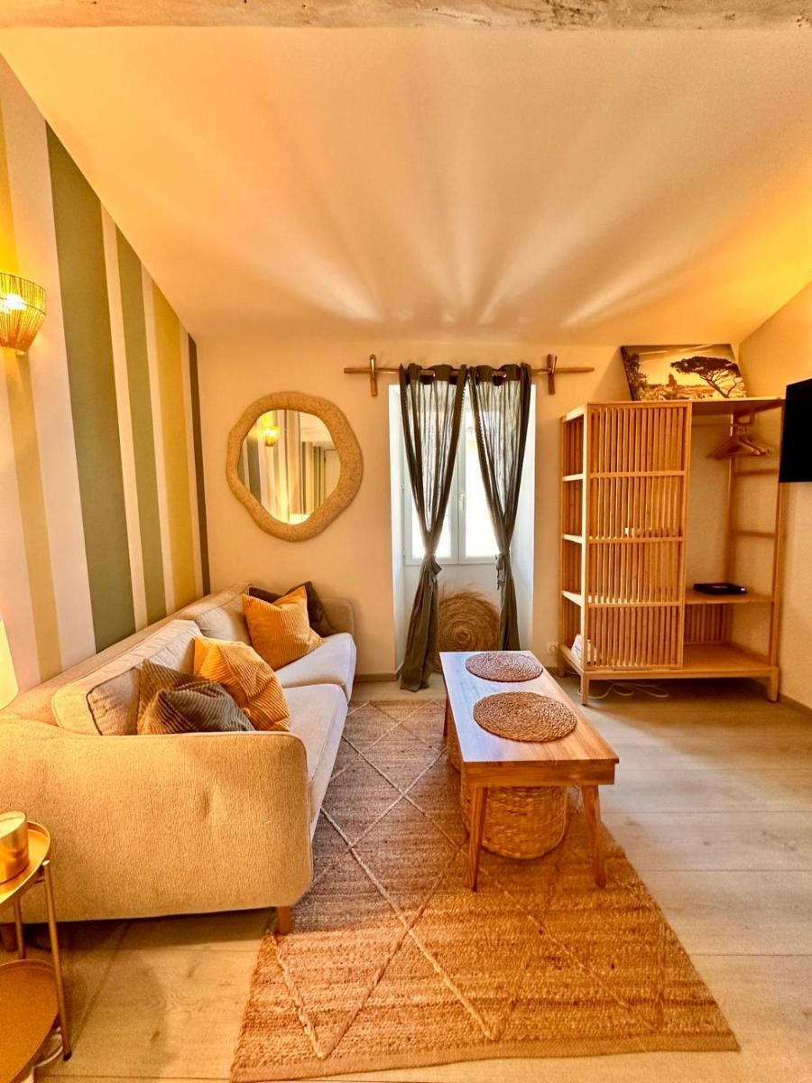 Image 4 of Cozy studio Le Cèdre, Port de Saint Tropez