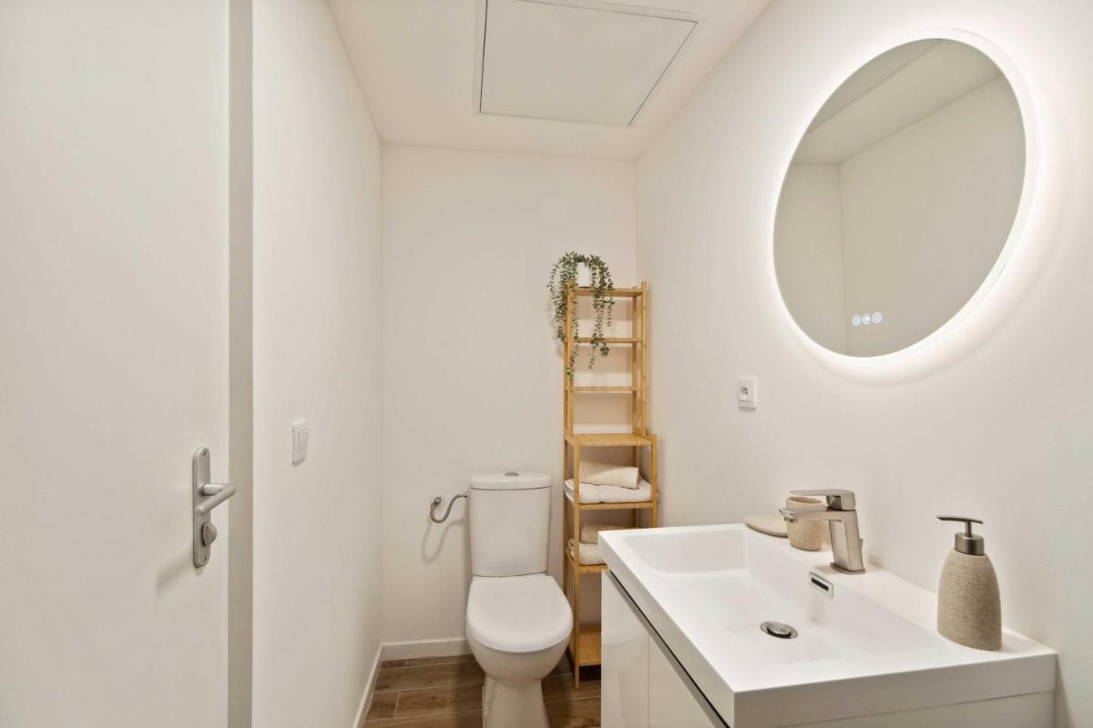 Image 2 of Elegant appt- AC- 1BR 2P – Centre St Tropez