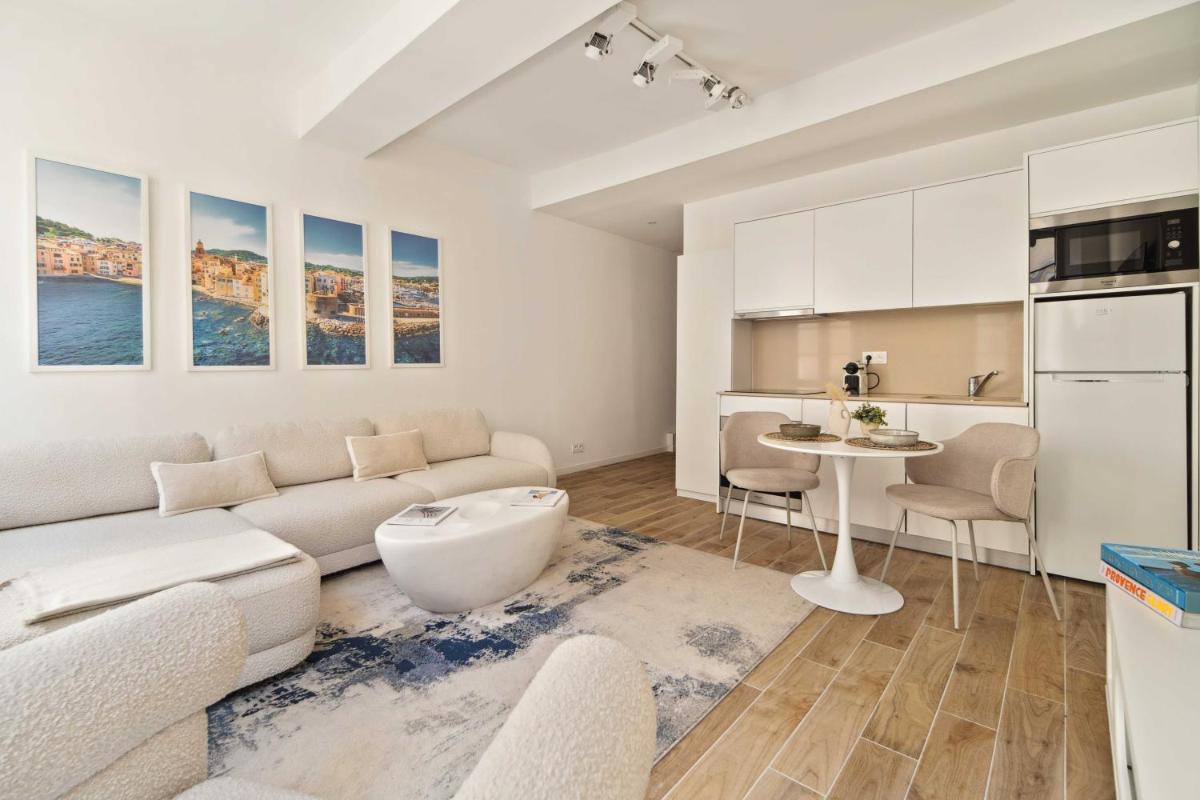 Image 3 of Elegant appt- AC- 1BR 2P – Centre St Tropez