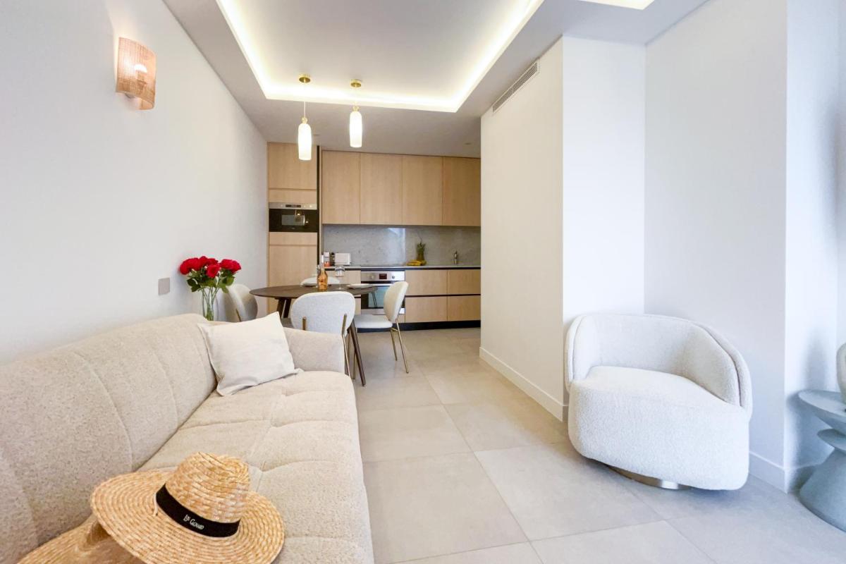 Image 1 of Idéal Appartement sur le Port – VIP