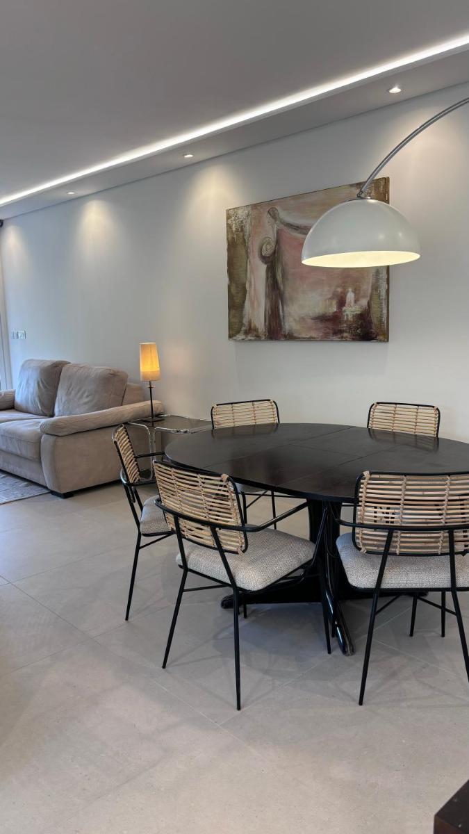 Image 4 of JARDIN TERRASSE EDEN SAINT TROPEZ – Parking Pool AC 4P