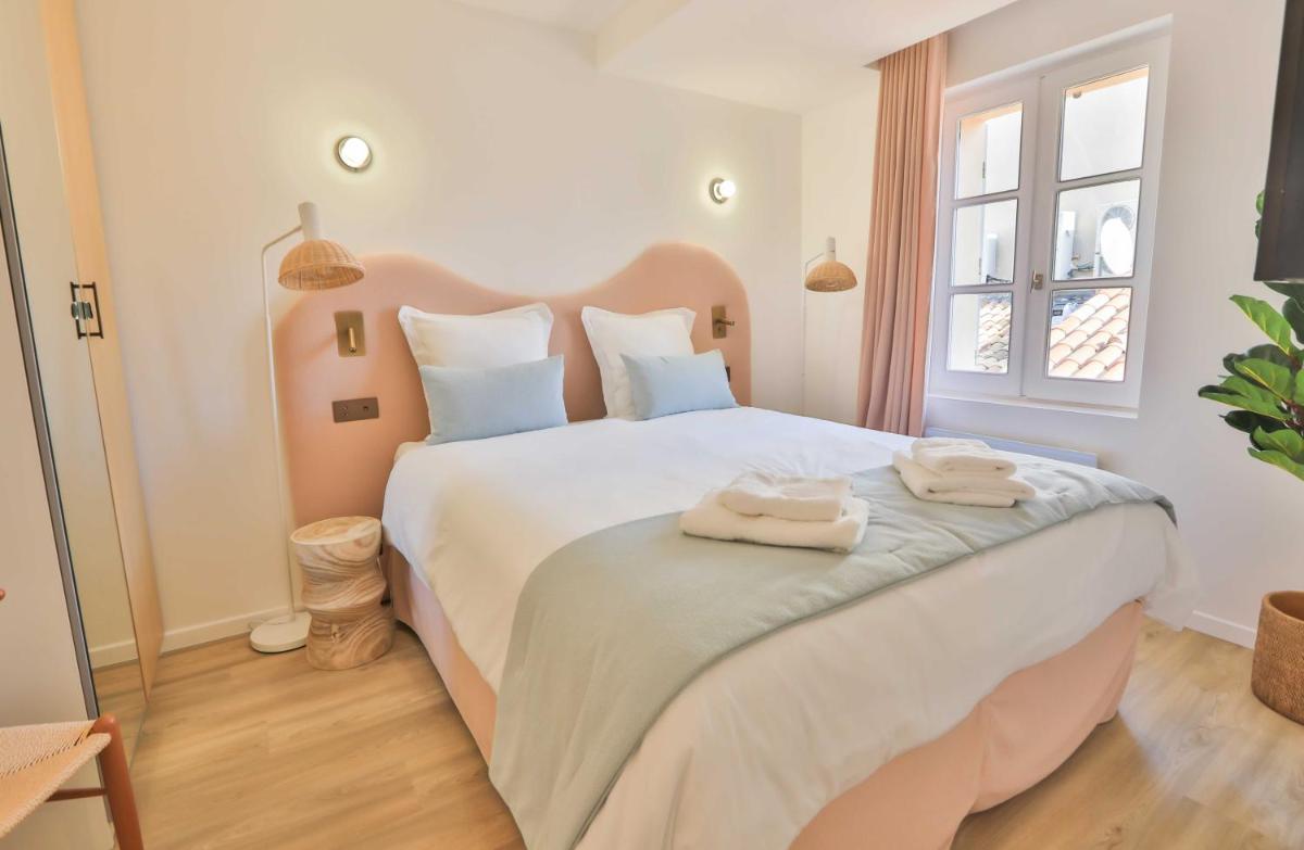 Image 5 of Nice 2 bed flat – Hyper centre St Tropez