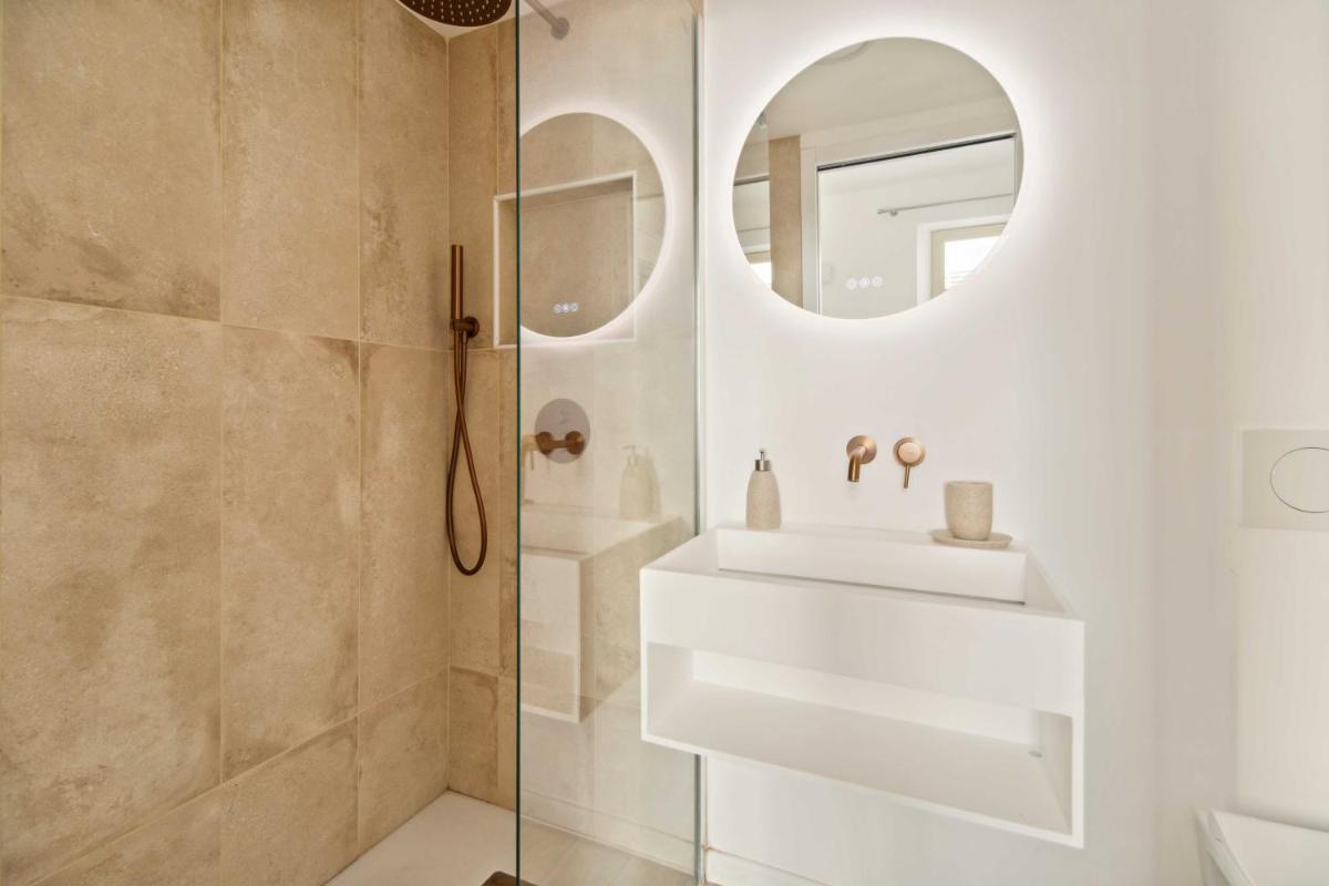 Image 2 of Residence-Allard-Saint-Tropez