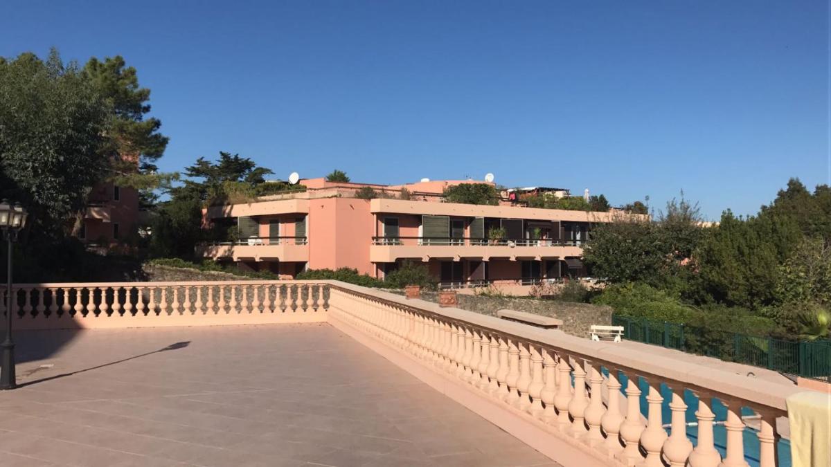 Image 6 of Saint-Tropez – Studio 40 m2