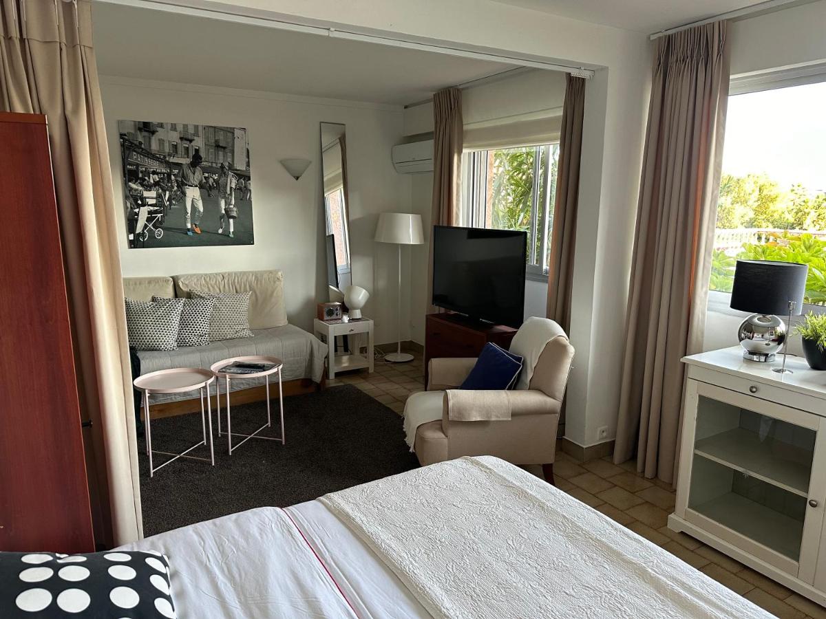Image 1 of Saint-Tropez – Studio 40 m2