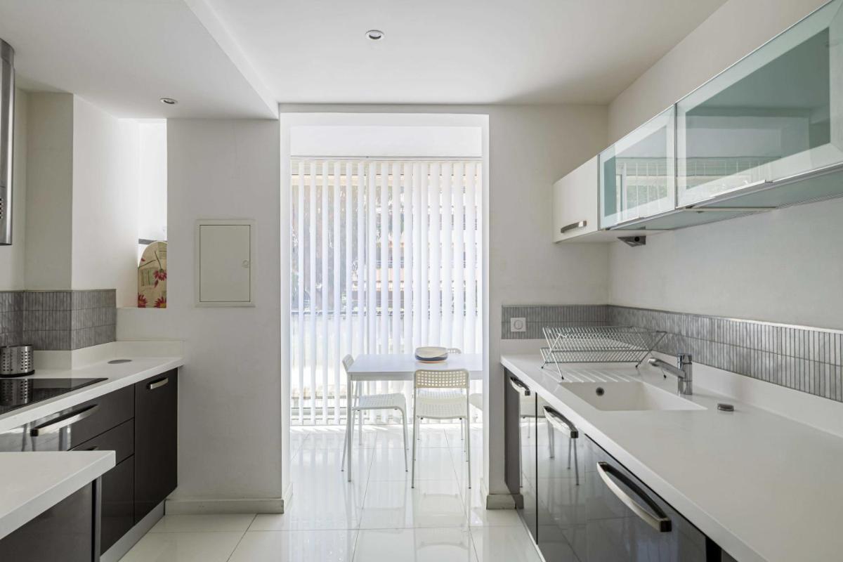 Image 6 of Splendid flat in the heart of Saint-Tropez with Pa