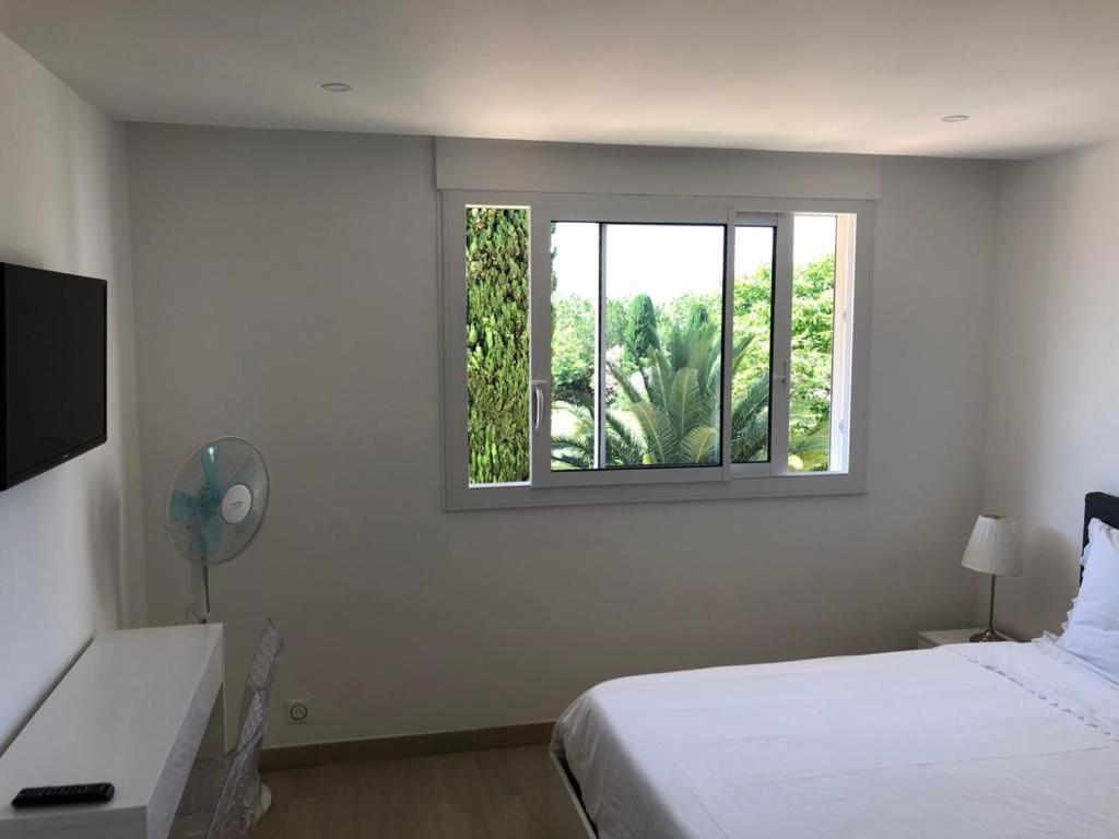 Image of Studio in Saint tropez, swimming pool and parking