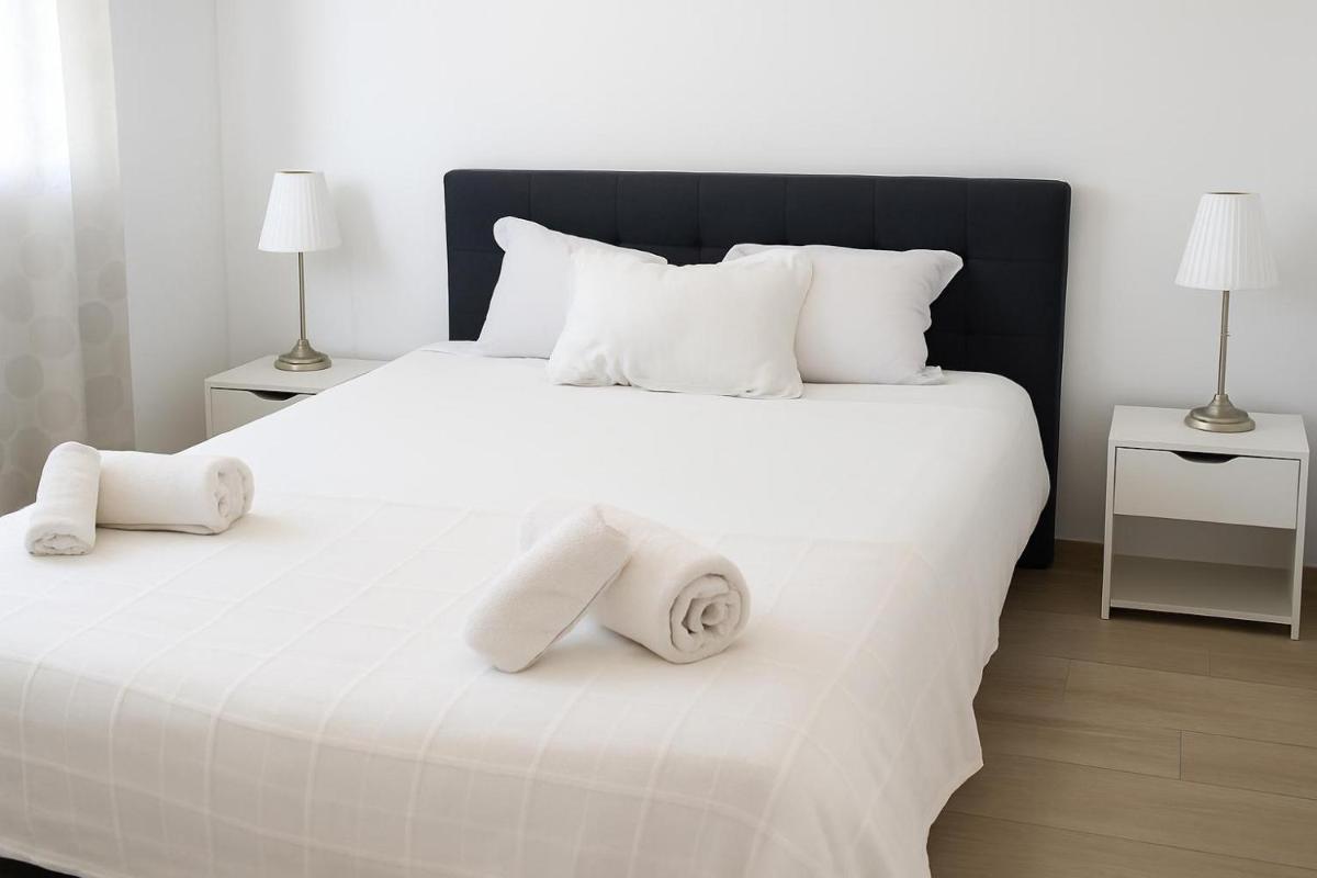 Image 1 of Studio in Saint tropez, swimming pool and parking