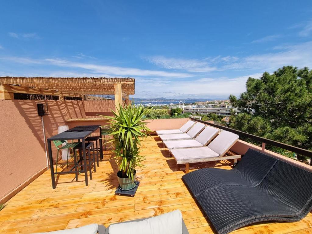 Image 2 of Superbe appartement avec Rooftop privé
