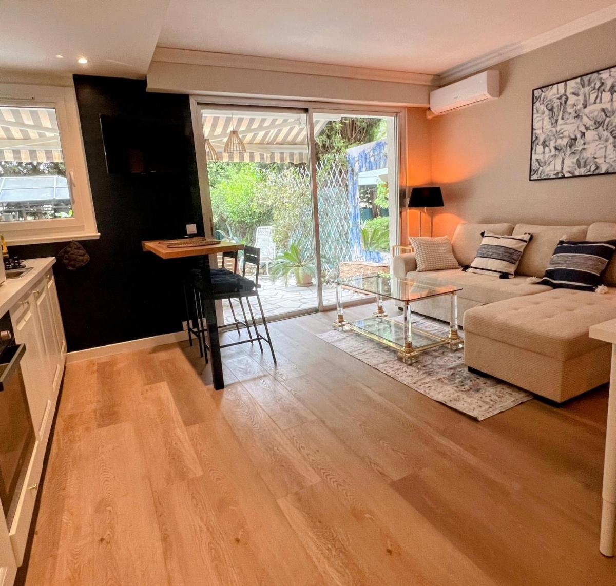 Image 1 of Superbe appartement avec Terrasse Jardin et Parking privé