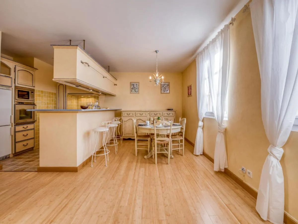 Image 6 of Apartment Boulevard Louis Blanc-1 by Interhome