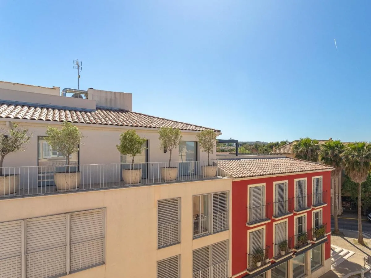Image 4 of Apartment Boulevard Louis Blanc-2 by Interhome