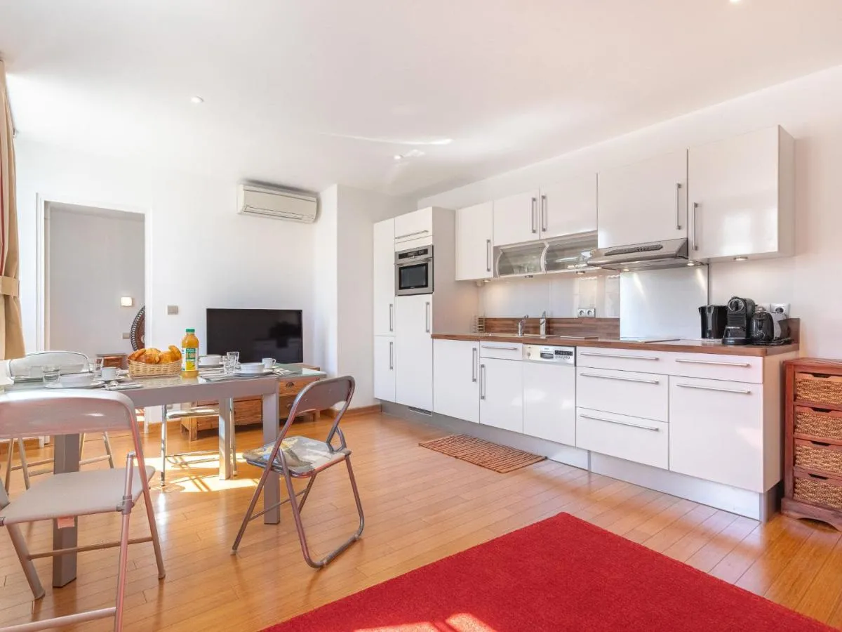 Image 6 of Apartment Boulevard Louis Blanc-2 by Interhome