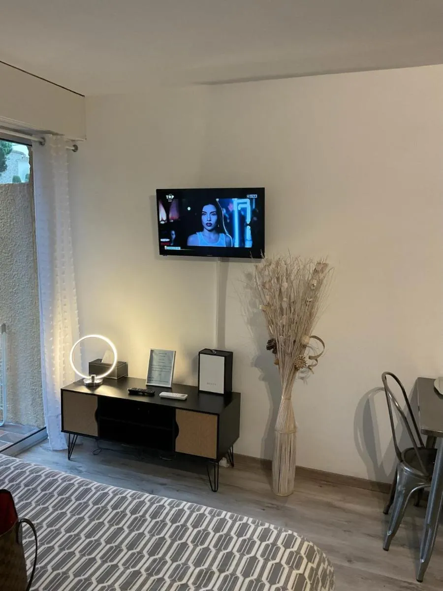 Image 5 of Apartment Eden Park