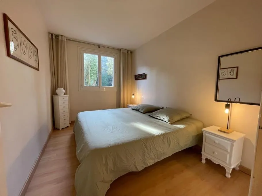 Image 2 of Appartement 60m2 piscine au coeur de Saint-Tropez