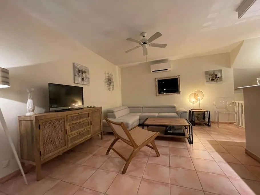 Image 3 of Appartement 60m2 piscine au coeur de Saint-Tropez