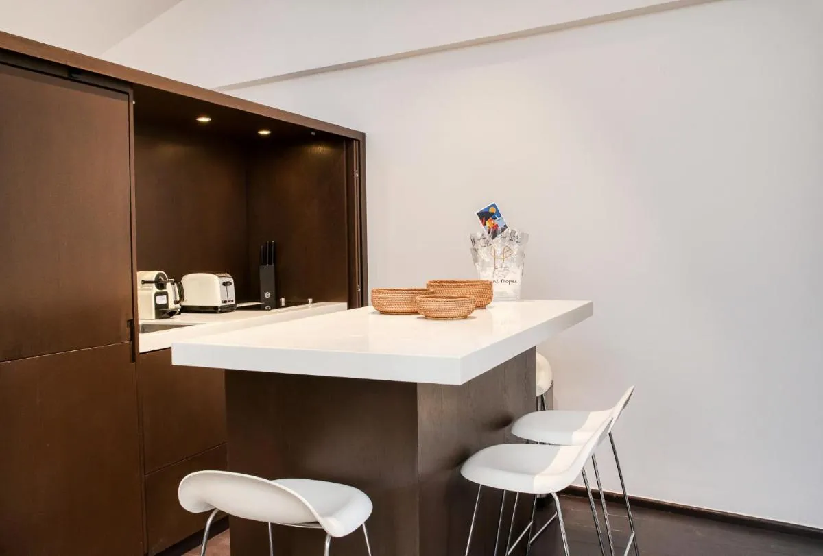Image 2 of Appartement Place des lices avec Parking