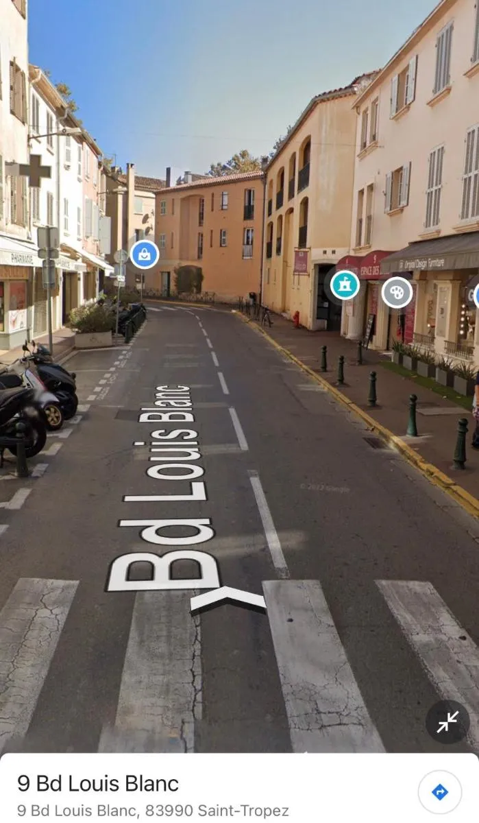 Image 4 of Appartement Place des lices avec Parking