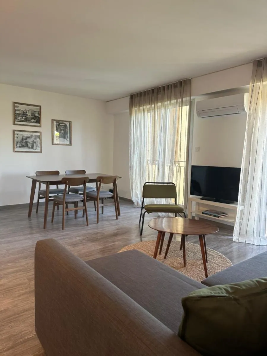Image 1 of Appartement dans résidence avec piscine