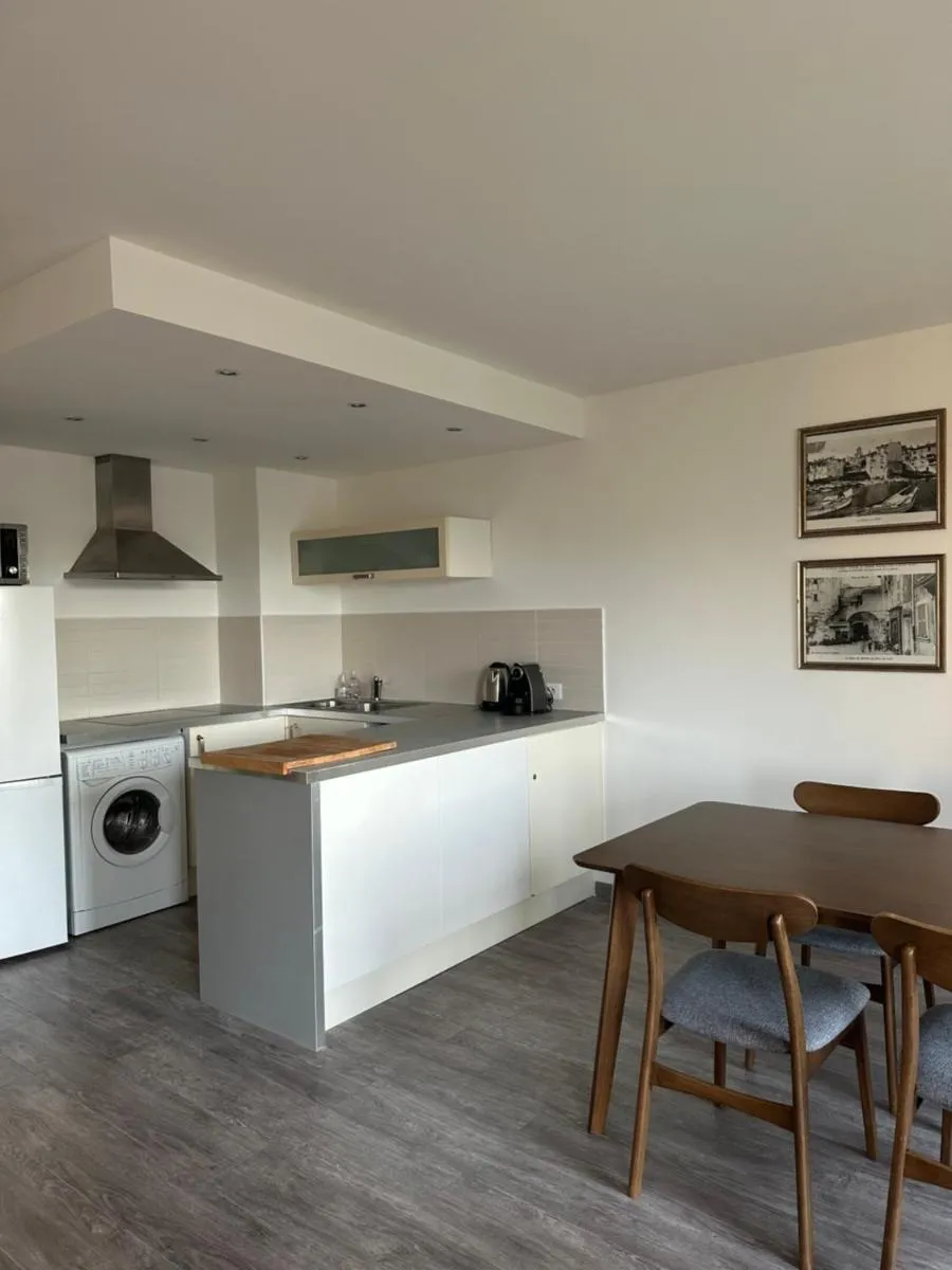 Image 4 of Appartement dans résidence avec piscine