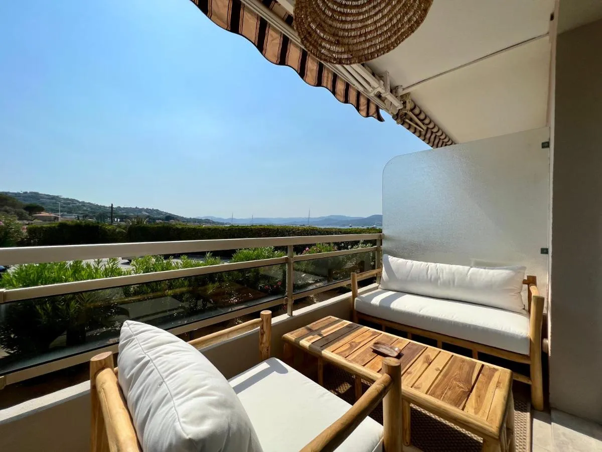 Image 2 of Appartement prestigieux – Pied dans l’eau