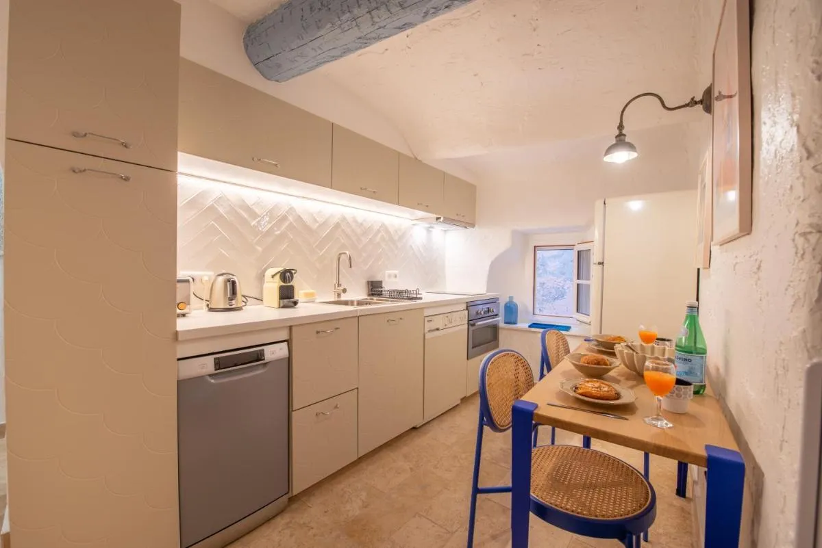 Image 1 of Appartement vieux village – La Ponche