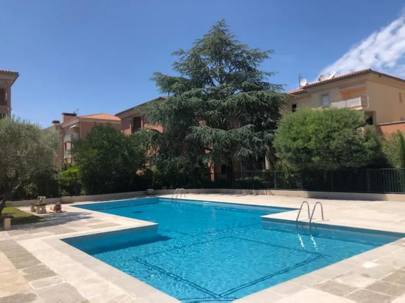 Image of Belle résidence au centre de Saint Tropez avec piscine et garage