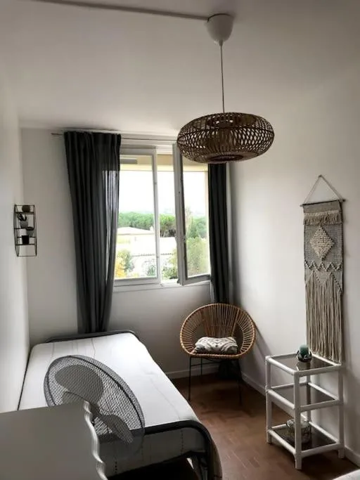 Image 6 of Brise Tropézienne : Vue Mer / 2 chambres / Parking