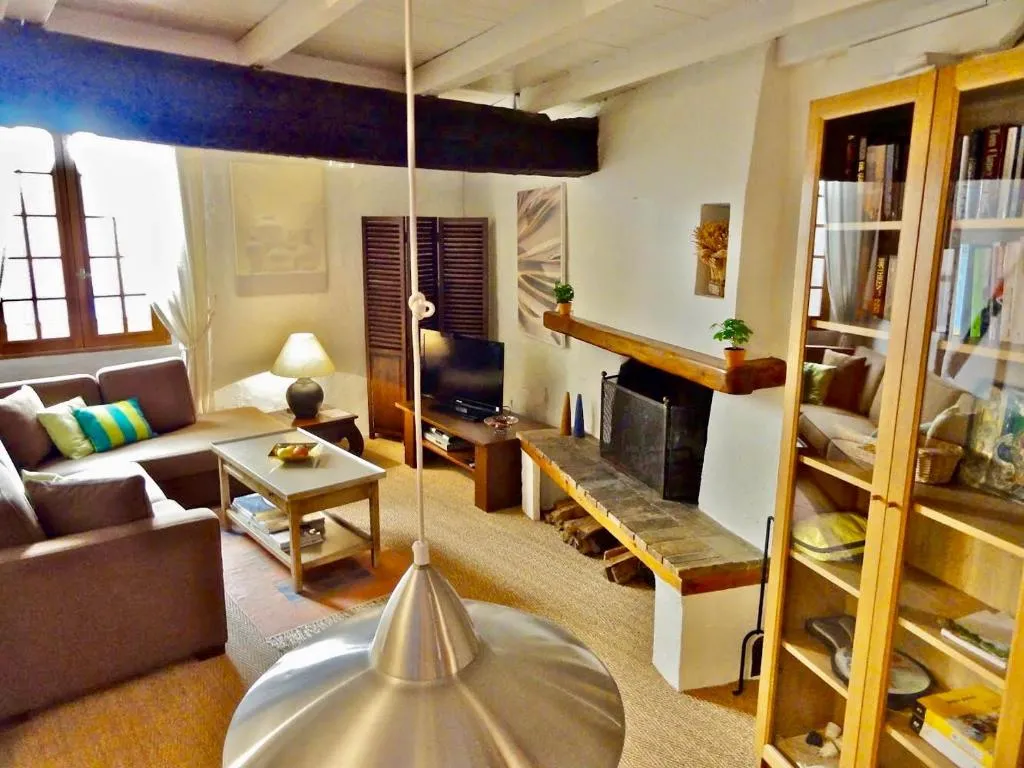 Image of Charming duplex in the heart of the village – Charmant duplex au coeur du village –