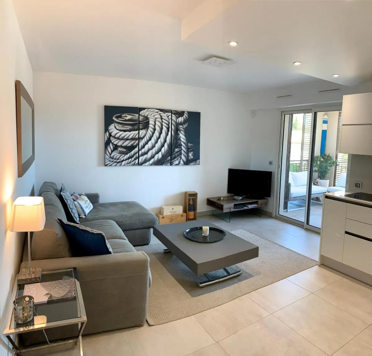 Image 2 of Exclusive Resort Apartments with parking