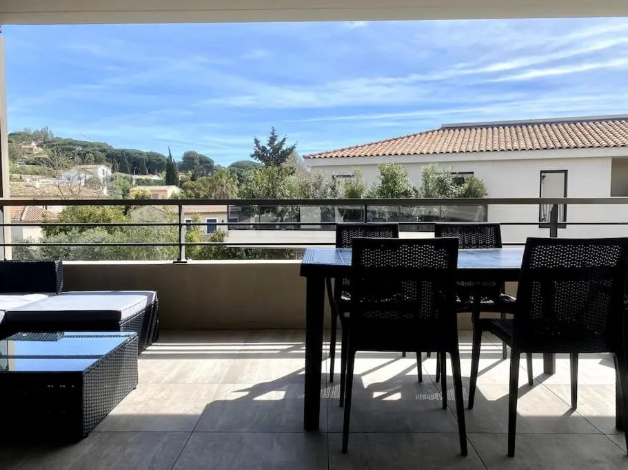 Image 2 of Exclusive Resort Saint-Tropez