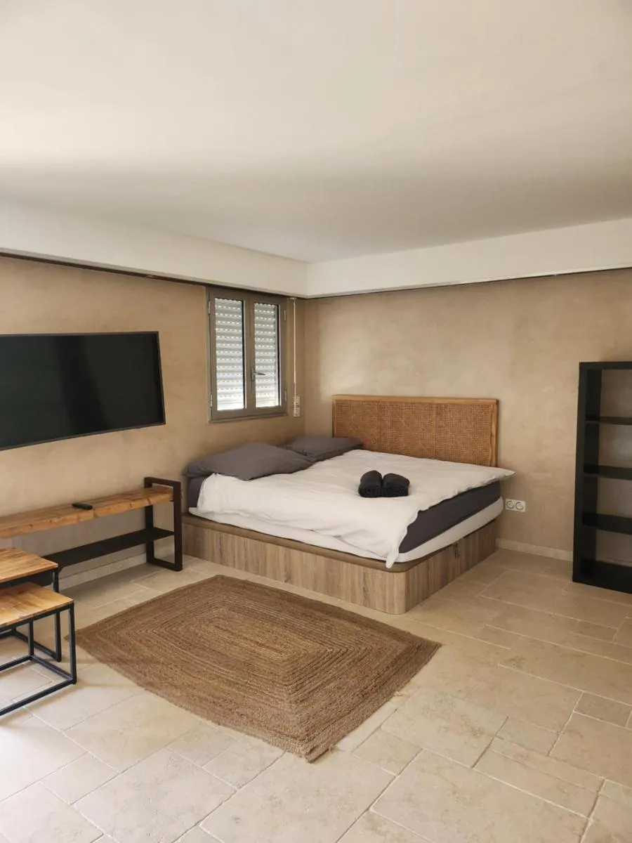 Image 2 of Grand logement tout confort pour 4 personnes dans une résidence de haut standing