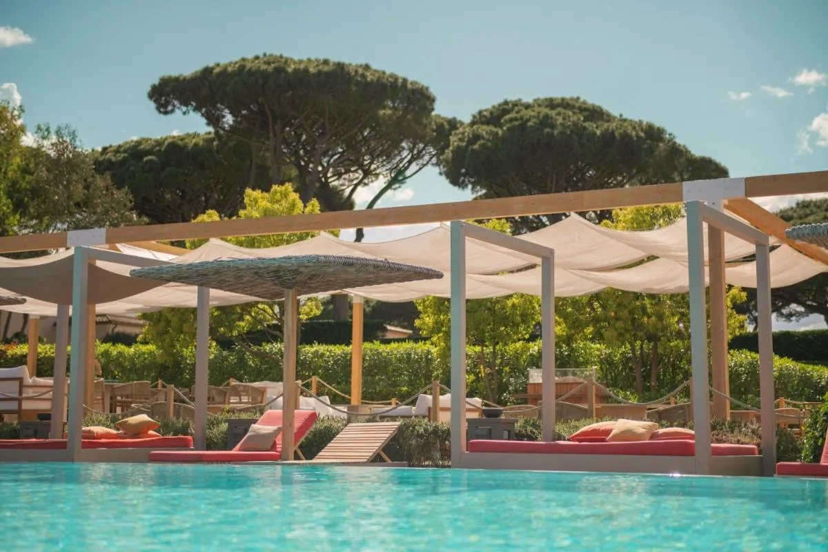 Image 2 of Kube Saint-Tropez
