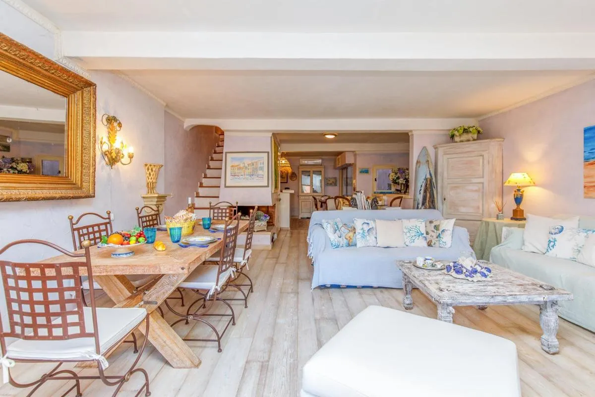 Image 2 of L’Appartement De Sophie YourHostHelper