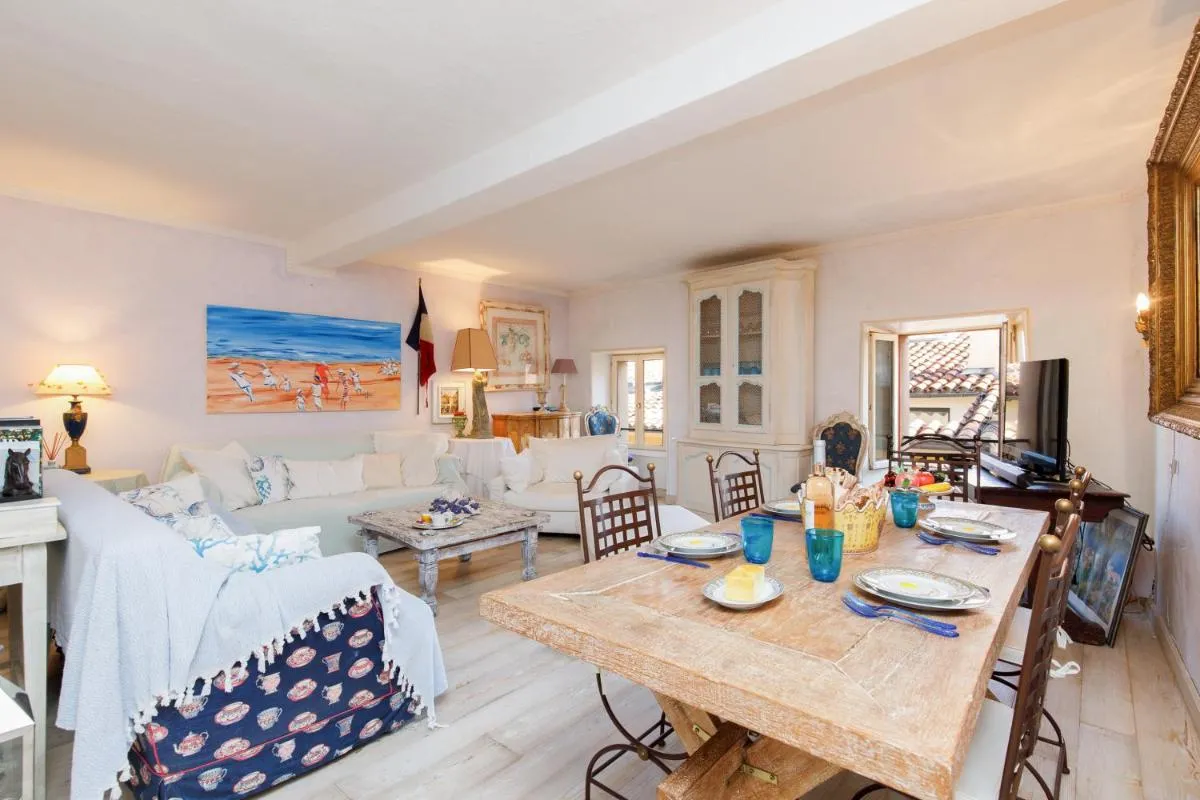 Image 1 of L’Appartement De Sophie YourHostHelper