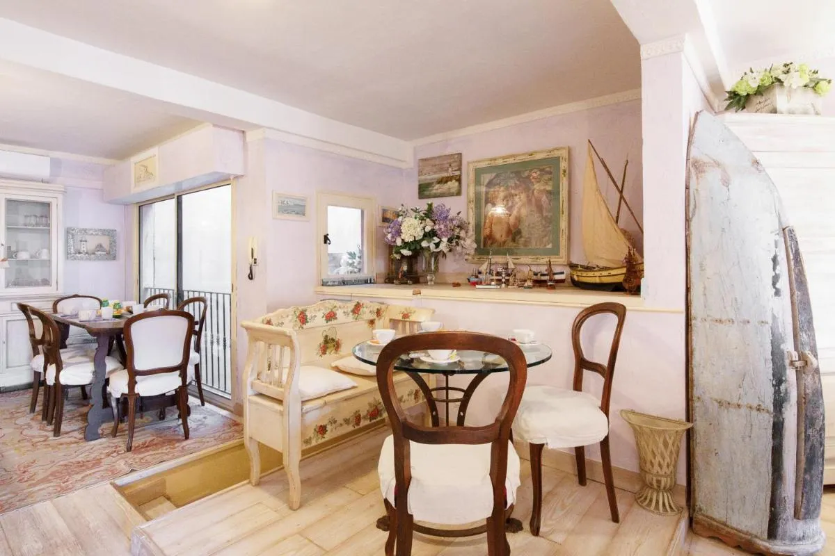 Image 6 of L’Appartement De Sophie YourHostHelper