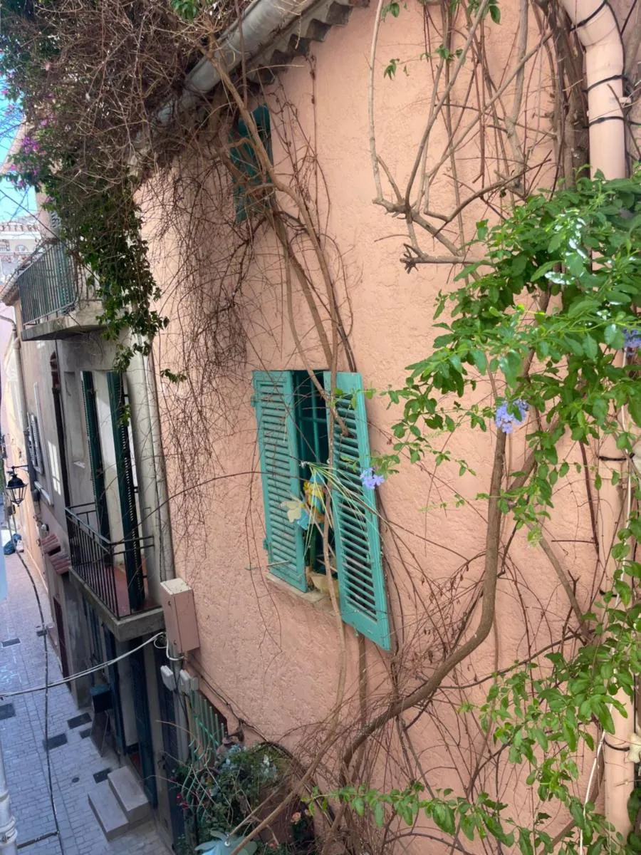 Image 6 of L’atelier du Portail 9