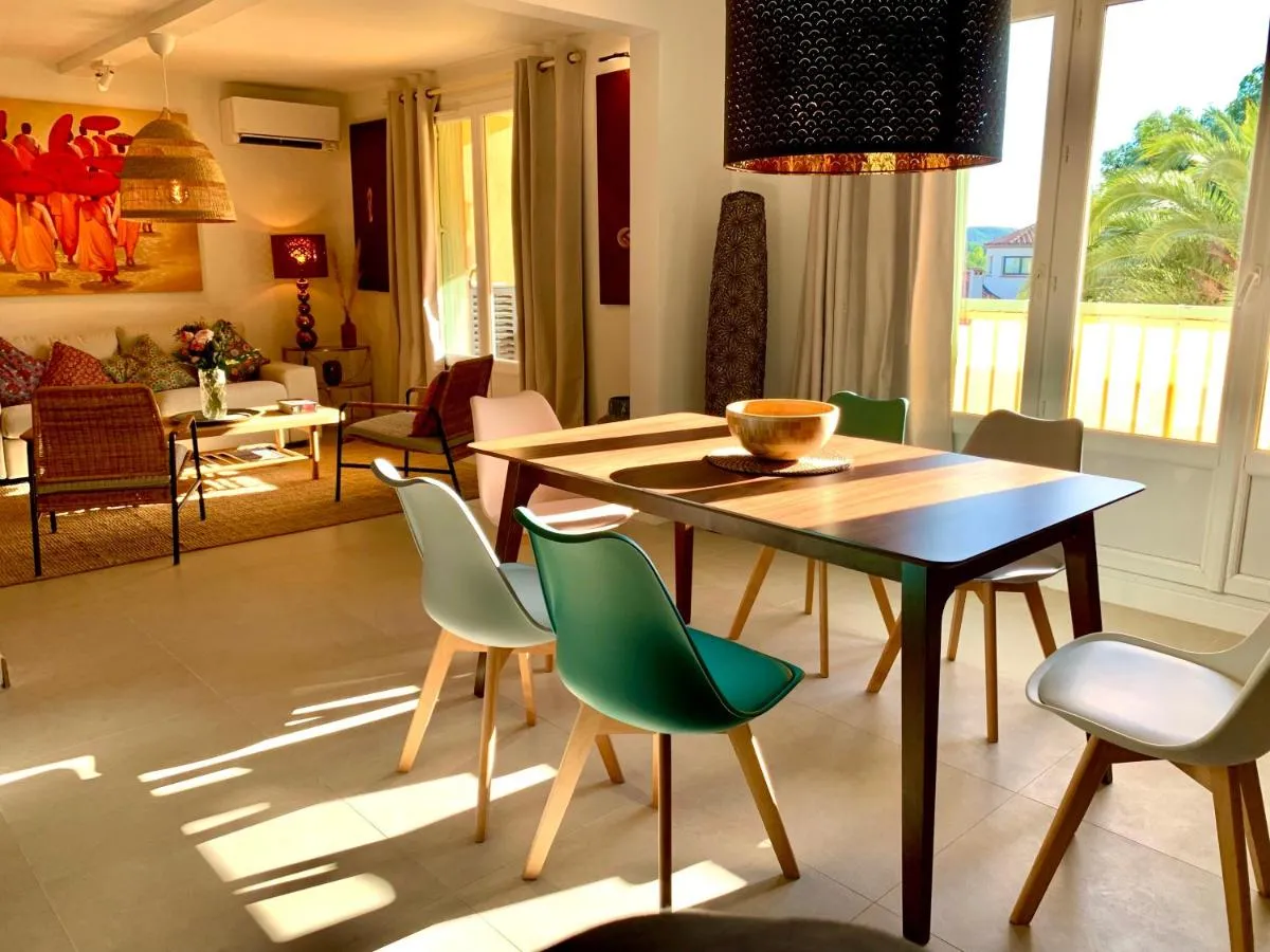 Image 1 of Luxury Apartment St-Tropez/ 10mn walk to center.