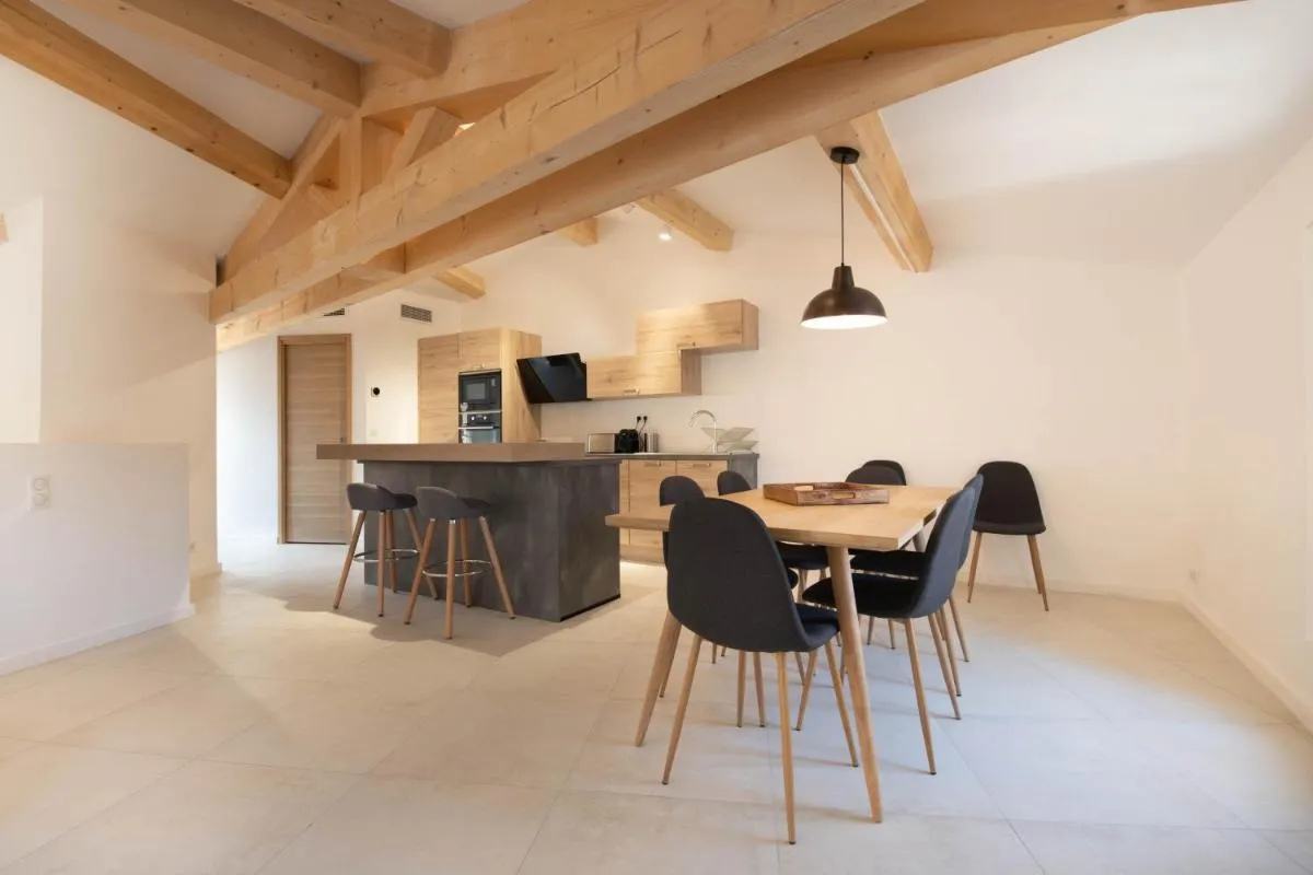 Image 1 of MAISON MARTINE