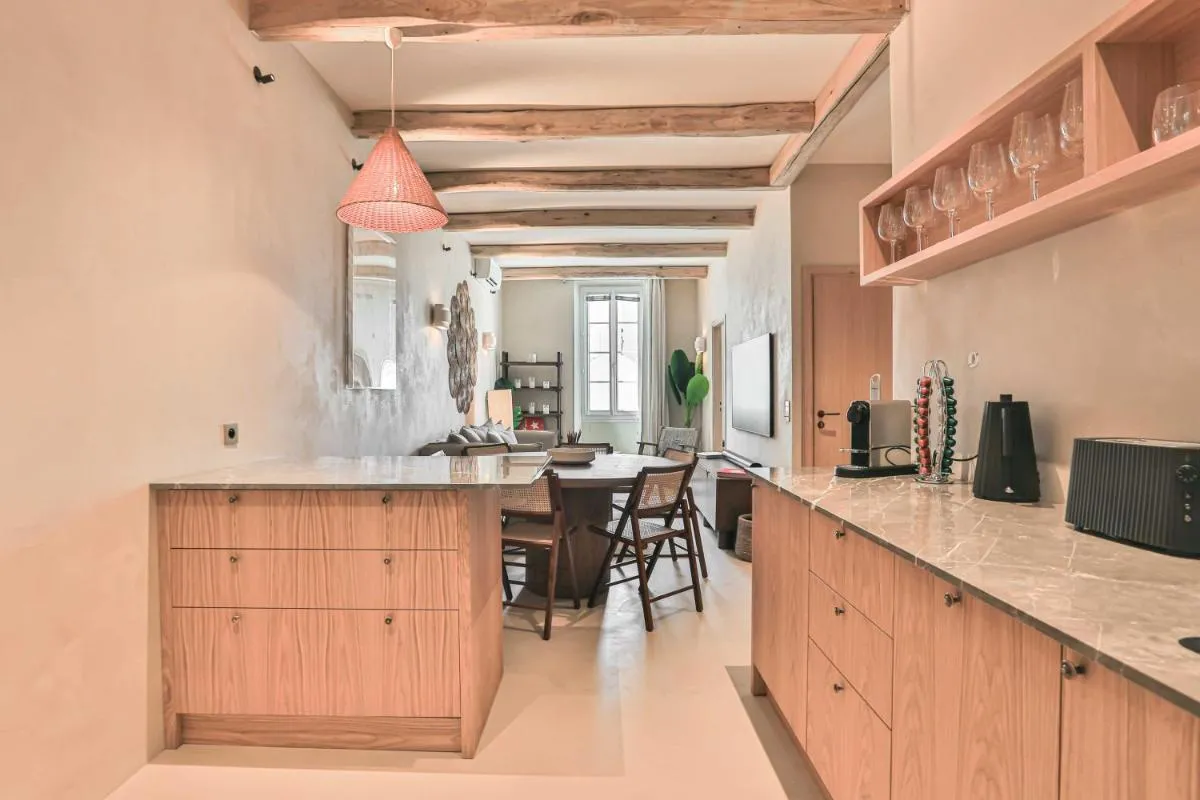 Image 1 of Magnificent apt – 2BR for 6P – Heart of Saint-Tropez