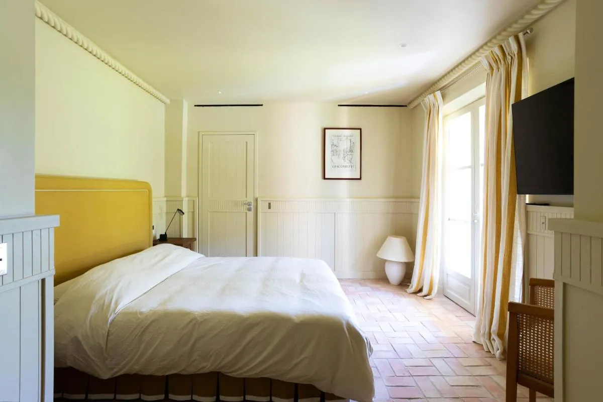 Image 2 of Magnificent sunny Villa Riva with pool and vinery