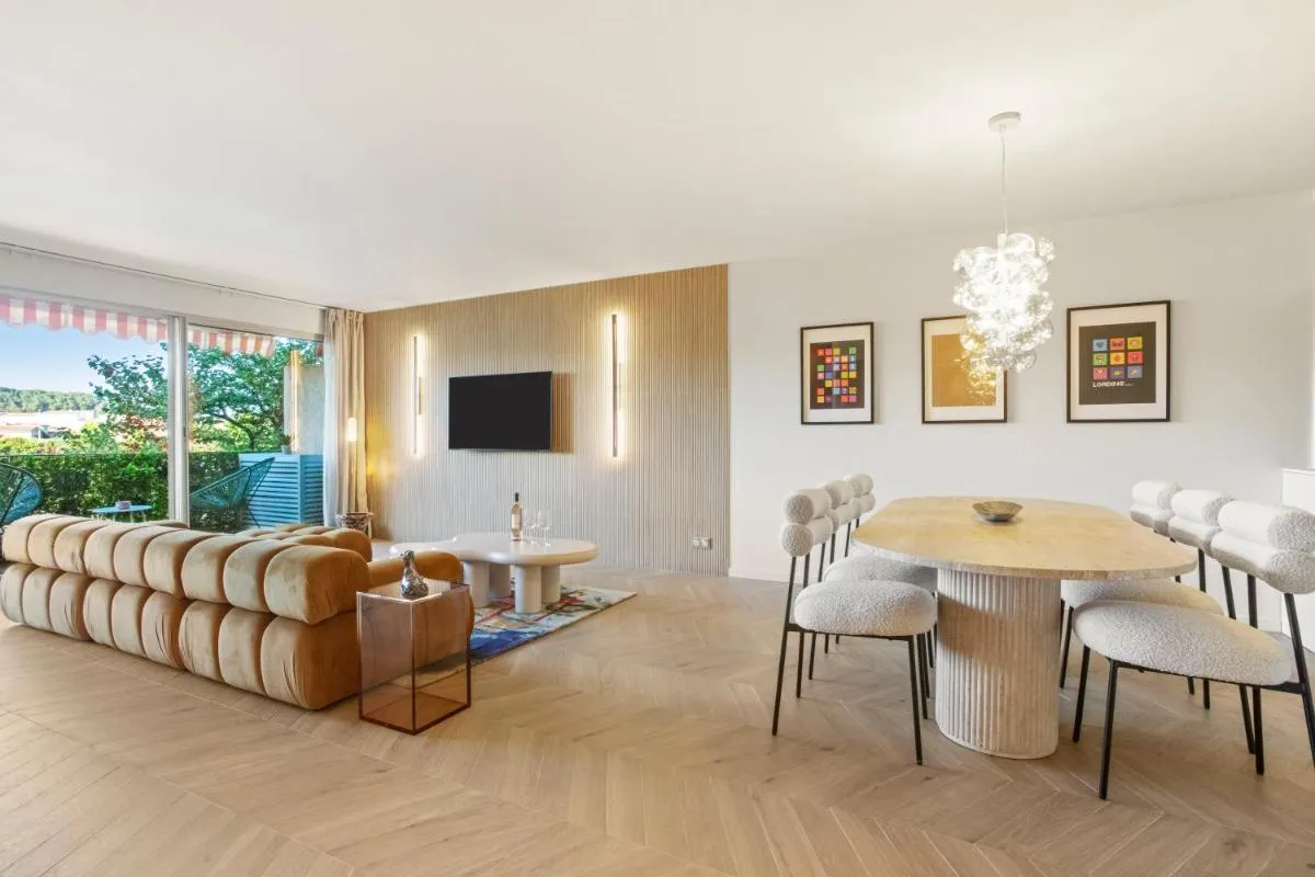 Image 1 of Magnifique appartement St Tropez