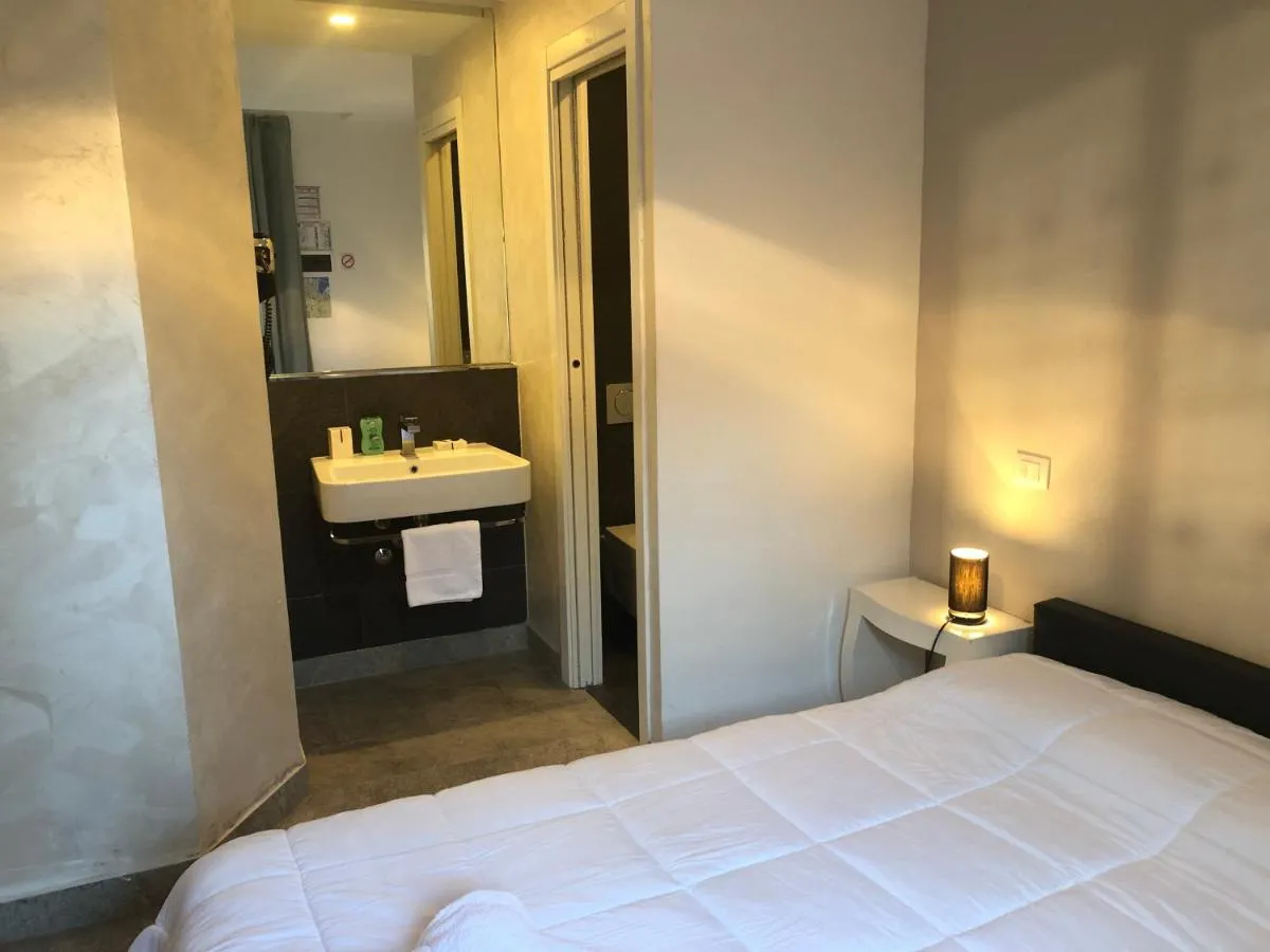 Image 2 of Maison d’ Orange – Chambres