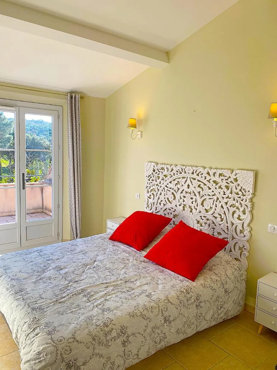 Image 3 of Maison domaine Golf Country Club de St-Tropez