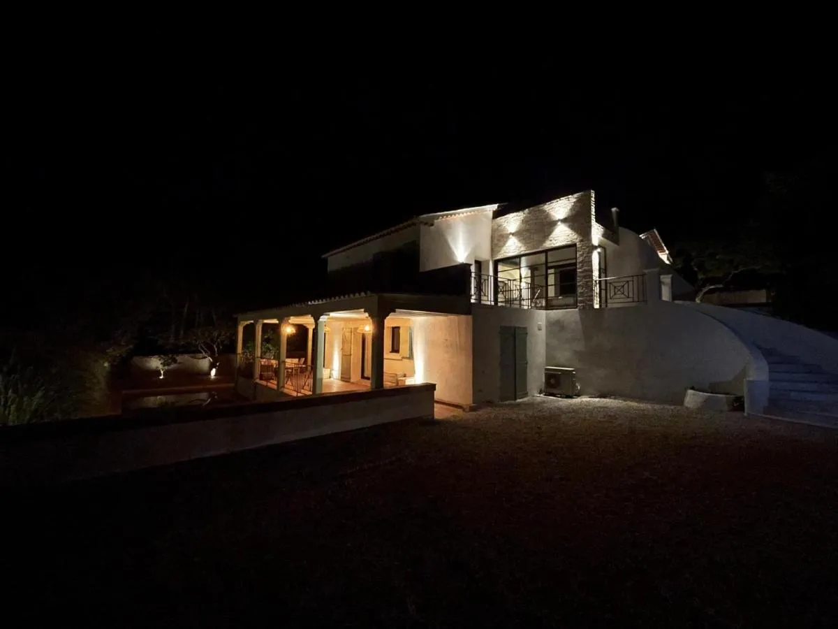 Image 4 of Maison st tropez dans les vignes