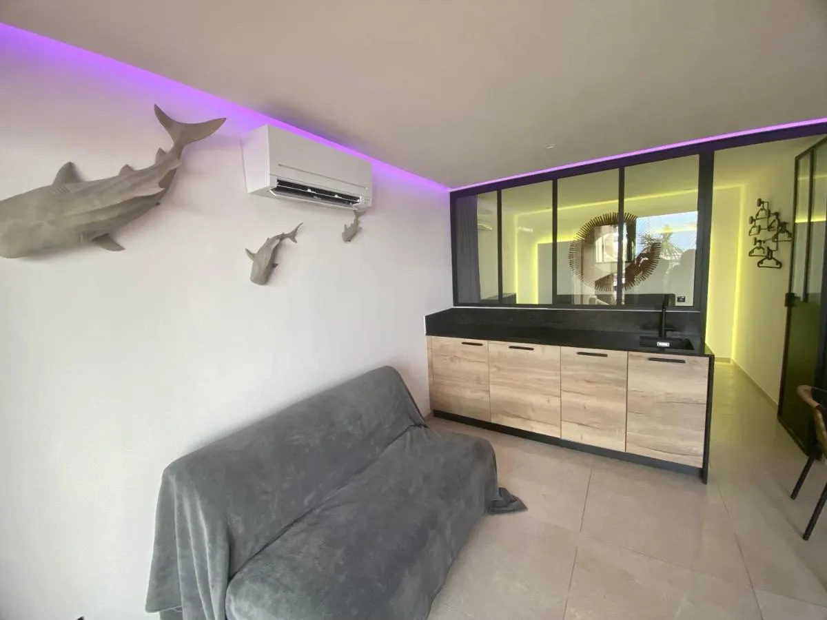 Image 4 of MarinesAppartement, Le quai Tropézien marina