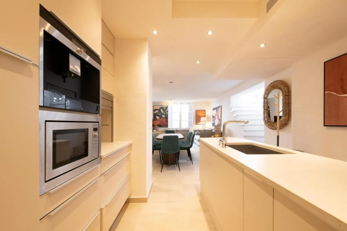 Image 5 of Pick A Flat’s Townhouse in Saint-Tropez – Rue du Portail Neuf