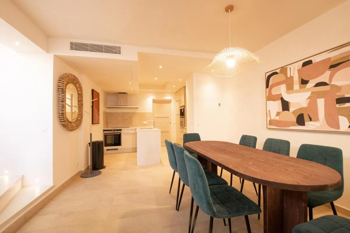 Image 3 of Pick A Flat’s Townhouse in Saint-Tropez – Rue du Portail Neuf